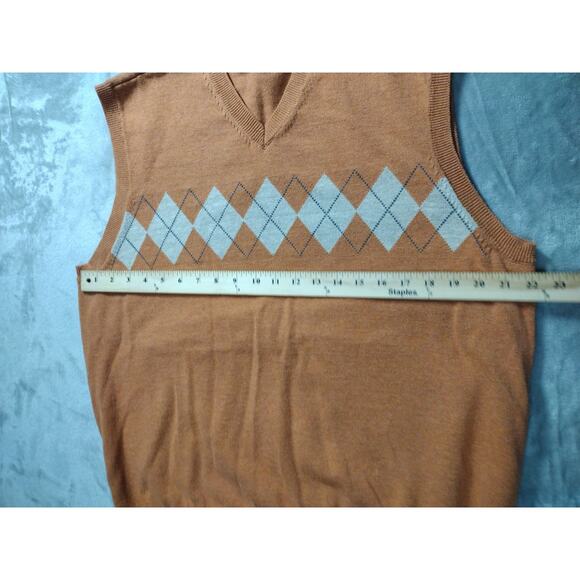 IZOD Mens Fine Gauge V-Neck Sweater Vest Sz L Orange Golf Preppy Casual Argyle - Picture 5 of 8
